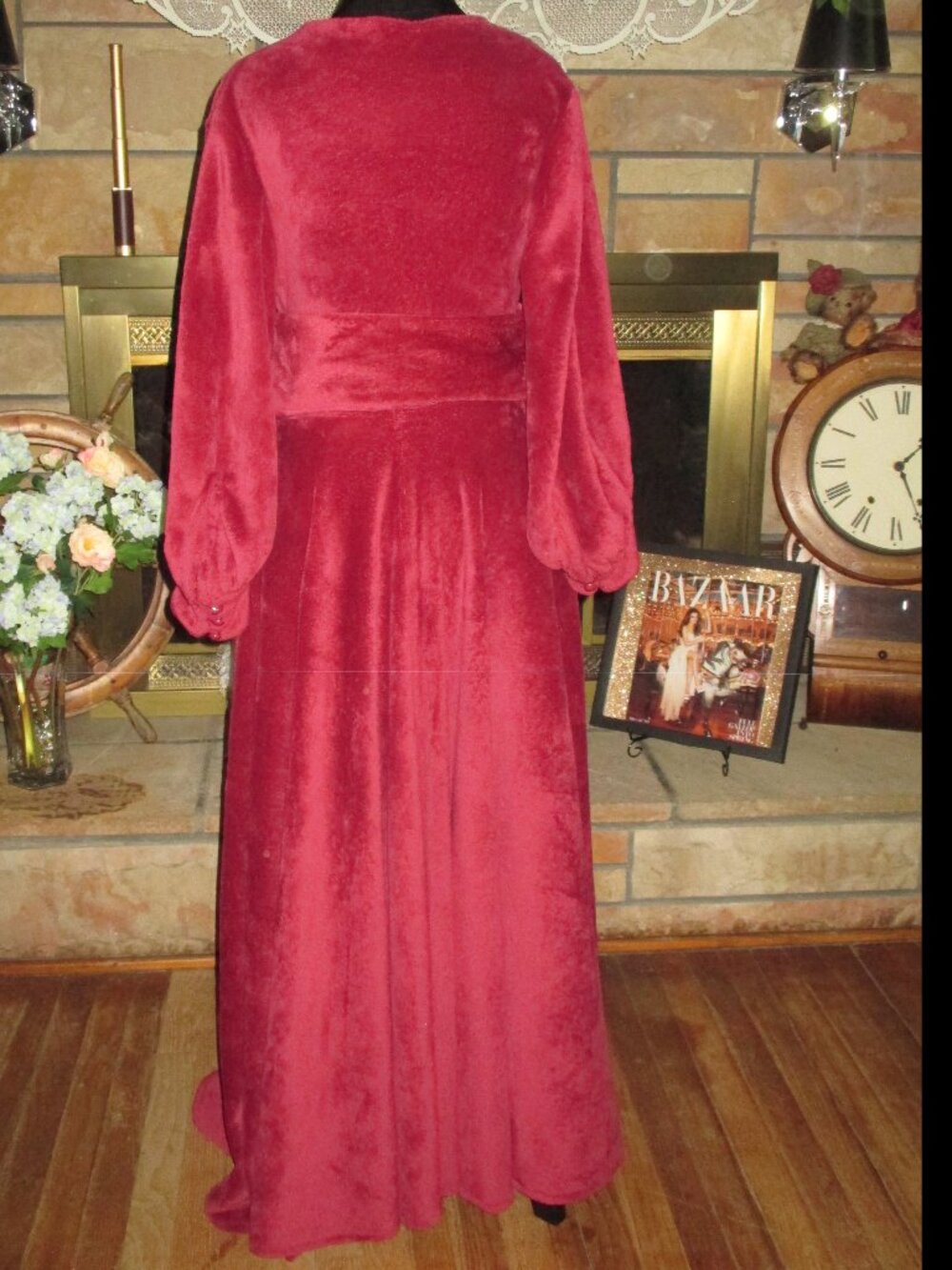 Catherine D'Lish Robe - Picture 5 of 9
